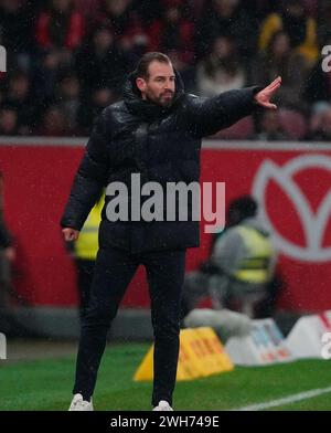 Mainz, Deutschland. 07 février 2024. 07.02.2024, MEWA Arena, Mayence, GER, 1.FBL, 1.FSV FSV FSV Mainz 05 vs 1.Union Berlin, la réglementation DFL interdit toute utilisation de photographies comme séquences d'images et/ou quasi-vidéo. Dans l'entraîneur photo Jan Siewert (Mayence) crédit : dpa/Alamy Live News Banque D'Images