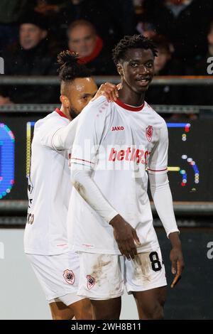 Ostende, Belgique. 08th Feb, 2024. Mahamadou Doumbia d'Anvers célèbre après avoir marqué lors d'un match de football entre le KV Oostende (1b) et le Royal Antwerp FC, jeudi 08 février 2024 à Anvers, première étape des demi-finales de la Croky Cup. BELGA PHOTO KURT DESPLENTER crédit : Belga News Agency/Alamy Live News Banque D'Images