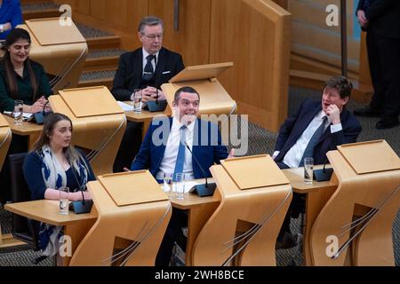 Édimbourg, Écosse, Royaume-Uni. 8 février 2024. SUR LA PHOTO : Douglas Ross député député, chef du Parti conservateur écossais. Scènes à l'intérieur de Holyrood le matin où Michael Matheson MSP, l'ancien ministre de la santé qui a démissionné du gouvernement écossais ce matin. Crédit : Colin d Fisher crédit : Colin Fisher/Alamy Live News Banque D'Images