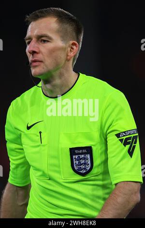 Nottingham, Royaume-Uni. 07 février 2024. Arbitre Michael Salisbury lors de la 4e ronde du Nottingham Forest FC contre Bristol City FC Emirates FA Cup au City Ground, Nottingham, Angleterre, Royaume-Uni le 7 février 2024 crédit : Every second Media/Alamy Live News Banque D'Images