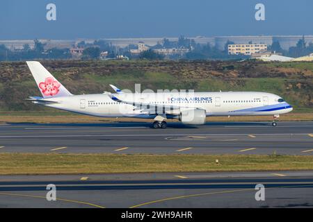 Un Airbus A350-900 de China Airlines décolle. Avion A350 de China Airlines. Avion A350XWB de ChinaAirlines. Banque D'Images