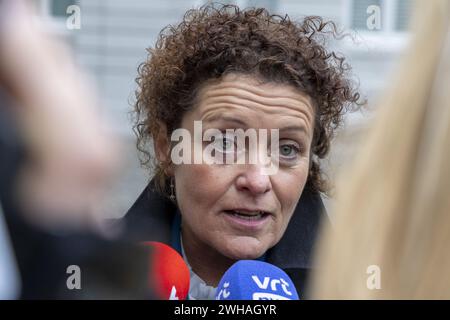 Bruxelles, Belgique. 09th Feb, 2024. Lydia Peeters, ministre flamande de la mobilité et des travaux publics, s'entretient avec la presse en prévision d'une réunion du conseil des ministres du gouvernement flamand à Bruxelles le vendredi 9 février 2024. BELGA PHOTO NICOLAS MAETERLINCK crédit : Belga News Agency/Alamy Live News Banque D'Images