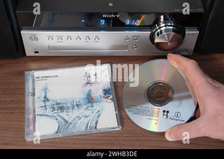 OK Computer Albums de Radiohead OK Computer Albums de Radiohead OK Computer Albums de Radiohead sorti en 1997. Il a des paroles abstraites, un son densément superposé et des influences éclectiques Banque D'Images