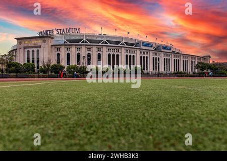 New York, États-Unis ; 3 janvier 2024 : Yankee Stadium le stade sportif situé dans le quartier du Bronx, au nord de la Big Apple, aux États-Unis. Banque D'Images