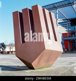 Werner Pokorny, Neun Pfeiler aufrecht, 1994, ZKM Karlsruhe Banque D'Images