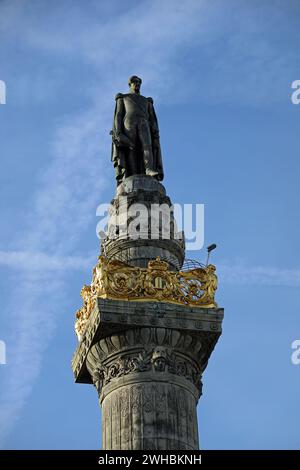 Statue du roi Léopold Ier sur la colonne du Congrès à Bruxelles Banque D'Images