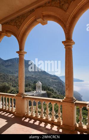 Vue du manoir son Marroig au pavillon, ancien domaine de l'archiduc Ludwig Salvator, Deia, Serra de Tramuntana, Majorque, Îles Baléares, Espagne Banque D'Images