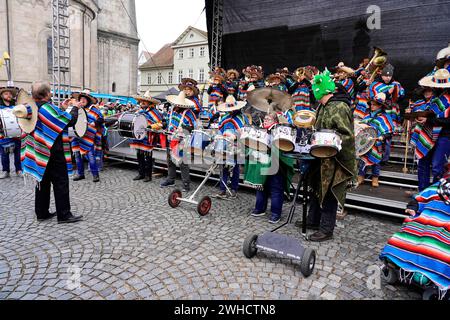 Musiciens du Guggenmusik Los Krawallos, Allemagne, 39e GUGGENMUSIK INTERNATIONAL, RÉUNION 03 & 04 FÉVRIER 2024, à Schwaebisch Gmuend Banque D'Images