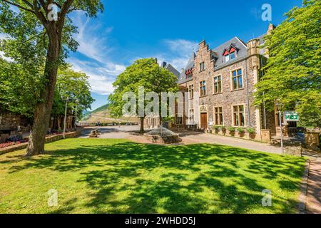 Château de Klopp près de Bingen am Rhein, château perché sur une colline avec une architecture néo-gothique historique bien conservée, patrimoine mondial de l'UNESCO Haut Rhin moyen vallée, Rhénanie-Palatinat, Allemagne Banque D'Images