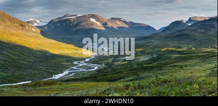 Upper Rapadalen, Rapaälven, Parc national de Sarek, Laponie, Suède, Europe Banque D'Images