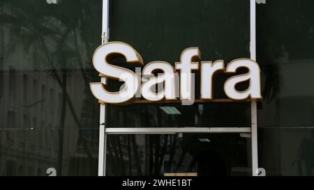 Safra Bank à Salvador salvador, bahia, brésil - 12 janvier 2024 : façade de Safra dans la ville de Salvador. SALVADOR BAHIA BRÉSIL Copyright : xJoaxSouzax 050124JOA4311499 Banque D'Images