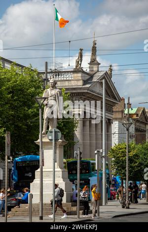 '11.07.2019, Ireland, County Dublin, Dublin - O Connell Street, la rue la plus célèbre de Dublin dans la ville, avec monument à Sir John Gray (Irish Politic Banque D'Images