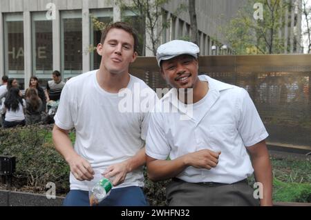 Manhattan, États-Unis d'Amérique. 25 septembre 2007. SMG Howard Tatum 092607 04 COUVERTURE EXCLUSIVE NEW YORK - 26 SEPTEMBRE 2007 : L'acteur Channing Tatum et Terrence Howard sur le tournage de leur nouveau film 'Fighting', le 26 septembre 2007 à New York. People ; Channing Tatum et Terrence Howard Credit : Storms Media Group/Alamy Live News Banque D'Images