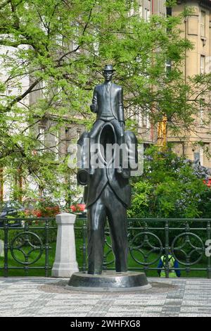 Monument Franz Kafka à Prague Banque D'Images