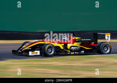 Sandown Park, Australie. 10 février 2024. Ryan Macmillan navigue au virage 3 lors des qualifications pour le Giti Australian Formula Open samedi à la Shannon’s Speed Series Race Sandown Credit : James Forrester/Alamy Live News Banque D'Images