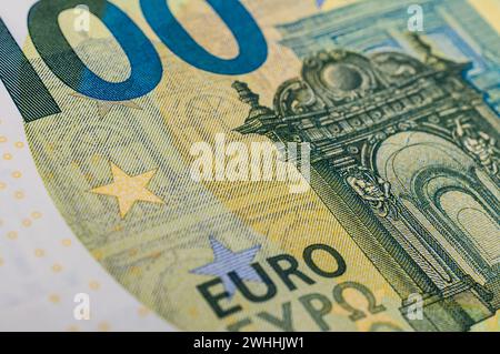 Nouveaux billets de 100 euros Banque D'Images