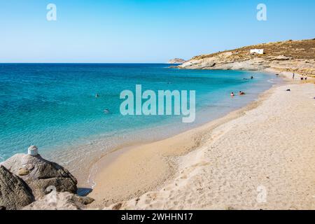 Lia Beach, plage sauvage et libre dans le sud de Mykonos, Grèce. Banque D'Images