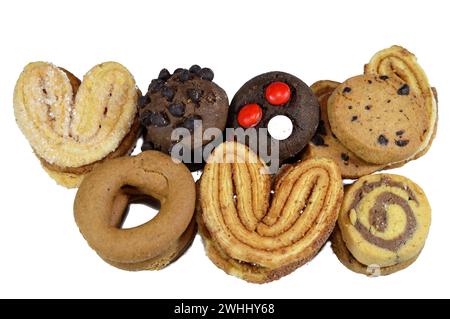 Assortiment de biscuits cuits au four et biscuits de cannelle biscuits, biscuits ronds cuits au four qui sont durs, plats et croustillants, biscuits au beurre au chocolat et palmier, s. Banque D'Images