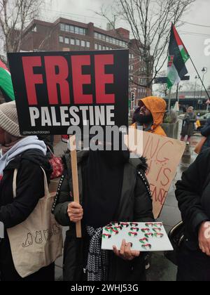 Maidstone Kent Royaume-Uni 10 février 2024 arrêtez d'armer Israël protester à la Country Hall Présidente Jessica leshnikov Banque D'Images