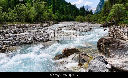 Dans la vallée de Wimbach près de Ramsau dans le parc naturel de Berchtesgaden Banque D'Images