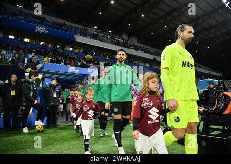 Reggio Emilia, Italie. 10 février 2024. Foto Massimo Paolone/LaPresse 10 Febbraio 2024 - Reggio Emilia, Italia - sport, calcio - Sassuolo vs Torino - Campionato Italiano di calcio Serie A TIM 2023/2024 - Stadio Mapei Cittˆ del Tricolore. Nella foto : entrata Squadre février 10, 2024 Reggio Emilia, Italie - sport, calcio - Sassuolo vs Torino - Championnat italien de football Serie A 2023/2024 - stade Mapei. Dans la photo : crédit : LaPresse/Alamy Live News Banque D'Images