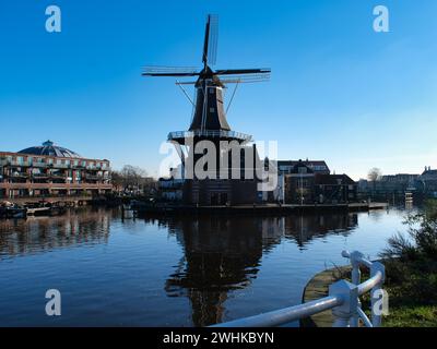 Moulin de Adriaan à Haarlem, province de Hollande du Nord, pays-Bas Banque D'Images