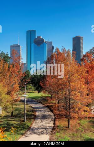 Centre-ville de Houston au jour ensoleillé d'automne à Houston, Texas, États-Unis Banque D'Images