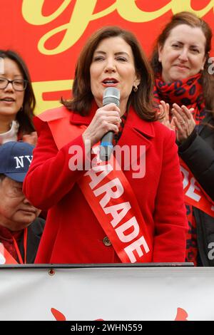 NY, États-Unis. 9 février 2024. Flushing Queens, New York, États-Unis, 10 février 2024 - les politiciens de New York et la gouverneure Kathy Hochul ont participé aujourd'hui à la Flushing Lunar New Year Parade 2024. Photo : Luiz Rampelotto/EuropaNewswire.usage éditorial seulement. Non destiné à UN USAGE commercial ! (Crédit image : © Luiz Rampelotto/ZUMA Press Wire) USAGE ÉDITORIAL SEULEMENT! Non destiné à UN USAGE commercial ! Banque D'Images