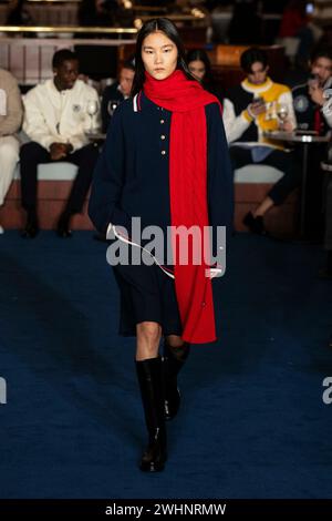 New York, Vereinigte Staaten. 09th Feb, 2024. TOMMY HILFIGER automne/hiver 2024 Runway pendant la Fashion week de New York le 2024 février - New York ; US 09/02/2024 crédit : dpa/Alamy Live News Banque D'Images