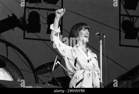 Kiki Dee, chanteuse pop soul britannique, en préformation au concert du Queen Hyde Park 18/9/1976 Banque D'Images