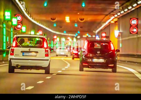 Autos Fahren Durch Einen Tunnel Mittlerer Ring M Nchen Februar Deutschland M Nchen