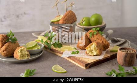 Boulettes de morue ou bolinhos de bacalhau Banque D'Images