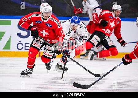 Karlstad, Suède. 11 février 2024. Le Suisse Yannick Zehnder lors du match de hockey sur glace dimanche dans les Beijer Hockey Games (Euro Hockey Tour) entre la Suisse et la République tchèque à Löfbergs Arena. Karlstad 11 février 2024. Photo : Pontus Lundahl/TT/Code 10050 crédit : TT News Agency/Alamy Live News Banque D'Images