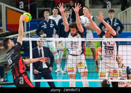 Kamil Rychlicki de ITAS Trentino volley et Jan Kozamernik de ITAS Trentino volley en action lors du match entre ITAS Trentino volley et Asseco Banque D'Images