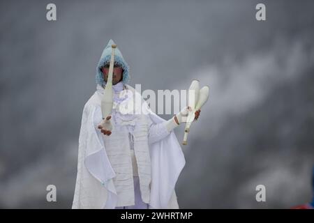 Soldeu, Andorre. 11 février 2024. Animatrices en action lors de la Coupe du monde de ski AUDI FIS 2023/2024, 9e slalom géant féminin à Avet. Crédit : SOPA images Limited/Alamy Live News Banque D'Images