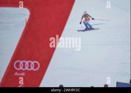 Soldeu, Andorre. 11 février 2024. Michelle Gisin de Suisse en action lors de la Coupe du monde de ski AUDI FIS 2023/2024, 9e slalom géant féminin à Avet. (Photo de Vicente Vidal Fernandez/SOPA images/Sipa USA) crédit : Sipa USA/Alamy Live News Banque D'Images