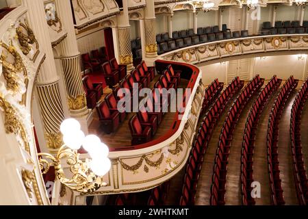 Semperoper intérieur, auditorium, Dresde, Saxe, Allemagne Banque D'Images