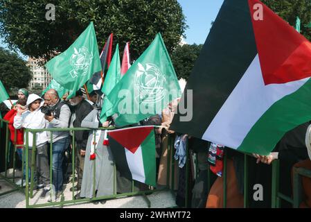 Beyrouth, Liban. 11 février 2024. Une photo d'une manifestation pro-palestinienne à Beyrouth, Liban, le 11 février 2024. (Photo par Elisa Gestri/Sipa USA) crédit : Sipa USA/Alamy Live News Banque D'Images