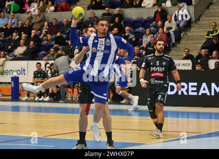 Porto, Portugal. 10 février 2024. Porto, 02/10/2024 - le Futebol Clube do Porto a accueilli Associação Atlética de Águas Santas cet après-midi, au stade Pavilhão Dragão Arena, dans un match comptant pour la 17ème manche du Championnat National de Handball - 2023/2024. Ignacio Plaza ; Miguel Baptista. (José Carmo/Global Imagens) crédit : Atlantico Press/Alamy Live News Banque D'Images