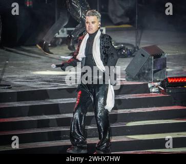 Schladming, Steiermark, Österreich : Robbie Williams im Konzert zur Saisoneröffnung der Wintersaison 2023 / 2024 ouverture de ski Schladming Dachstein Planai, Hauser Kaibling, Reiteralm, Hochwurzen - Weltstar, VIP, promi *** Schladming, Styrie, Autriche Robbie Williams en concert à l'ouverture de la saison d'hiver 2023 2024 ouverture du ski Schladming Dachstein Planai, Hauser Kaibling, Reiteralm, Hochwurzen World star, VIP, Celebrity Copyright : xJoeranxSteinsiekx Banque D'Images