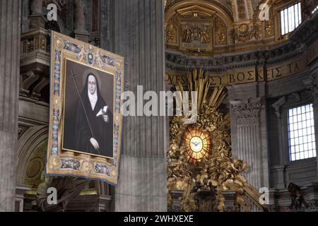 Cité du Vatican, Vatican, 11 février 2024. Le pape François préside la cérémonie de canonisation de la nouvelle sainte Argentine, María Antonia de Paz y Figueroa, en préparation Basilique Pierre au Vatican. Maria Grazia Picciarella/Alamy Live News Banque D'Images