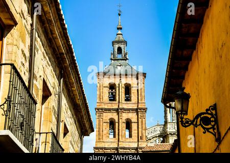 Vue détaillée de la ville espagnole d'Astorga à leon espagne. Banque D'Images