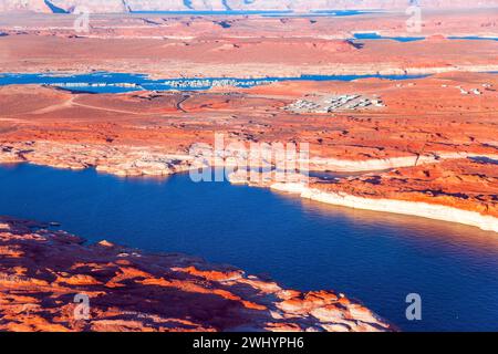 Lac Powell sur le fleuve Colorado Banque D'Images