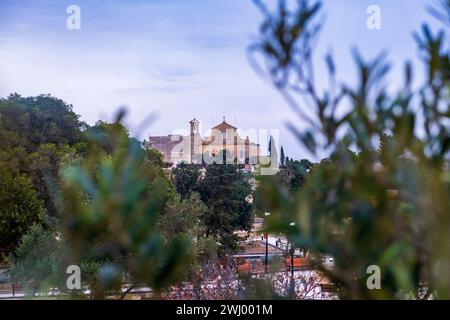 Vue depuis les jardins botaniques Argotti, la Valette, Malte, en février Banque D'Images