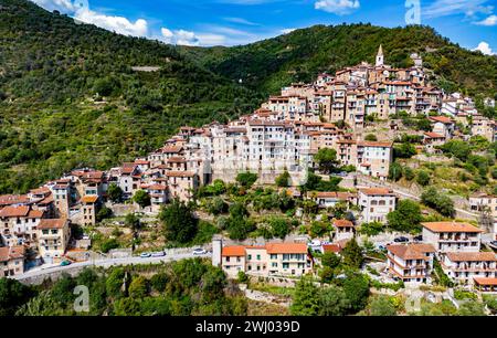 Vue aérienne d'Apricale dans la province d'Imperia Banque D'Images