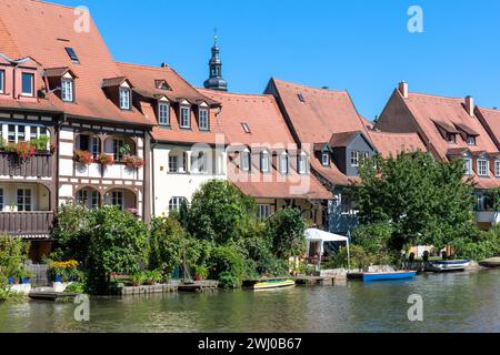 Bamberg, anciennes maisons de pêcheurs sur la rive de Regnitz Banque D'Images