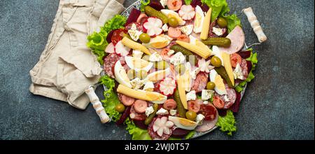 Fibre, salade du Guatemala, du Mexique et de l'Amérique latine, servie sur une grande assiette vue de dessus. Plat festif pour la Toussaint Day (jour de T Banque D'Images