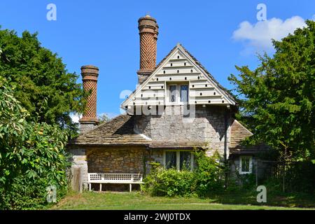 Pigeonniers. Blaise Hamlet, Henbury, Bristol, construit en 1812 par John Nash pour les ouvriers du domaine du château de Blaise. Banque D'Images