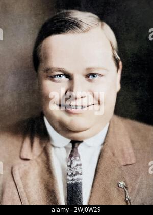 Roscoe Arbuckle - Roscoe Conkling 'Fatty' Arbuckle (24 mars 1887 - 29 juin 1933) est un acteur, réalisateur et scénariste américain de cinéma muet colorisé Banque D'Images