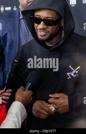 Las Vegas, États-Unis. 12 février 2024. Usher assiste au Flipper's Roller Boogie Palace Big Game After Party au encore Beach Club dans le Wynn à Las Vegas, Nevada, le dimanche 11 février 2024, lors du Super Bowl. (Travis P Ball/Sipa USA) crédit : Sipa USA/Alamy Live News Banque D'Images